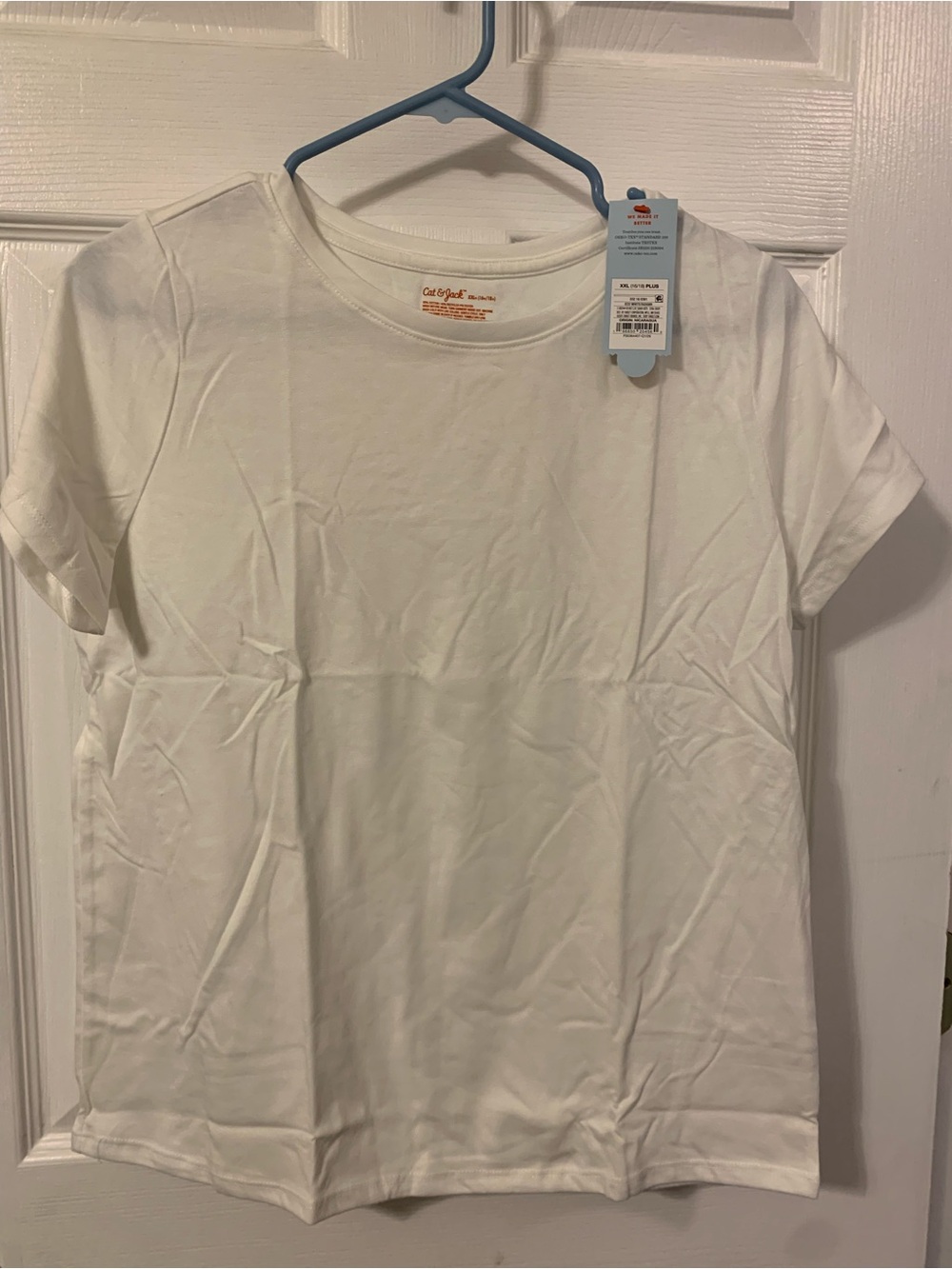 Cat & Jack NWT’s unisex eco white size XXL+ (16+18+) tee